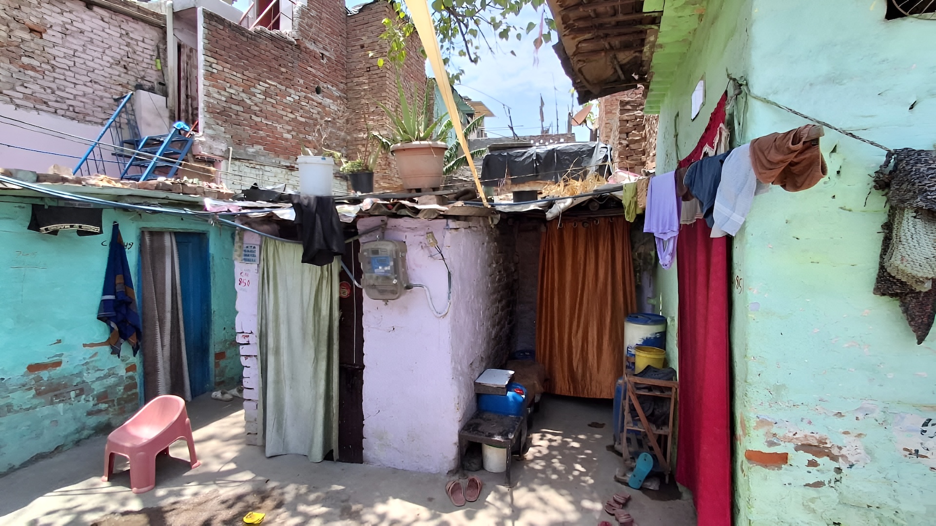 The Well of Wisdom – Rescuing Children Living on a Dumping Ground in Delhi